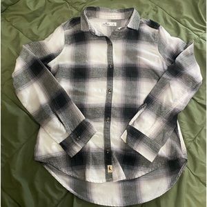 hollister plaid button down